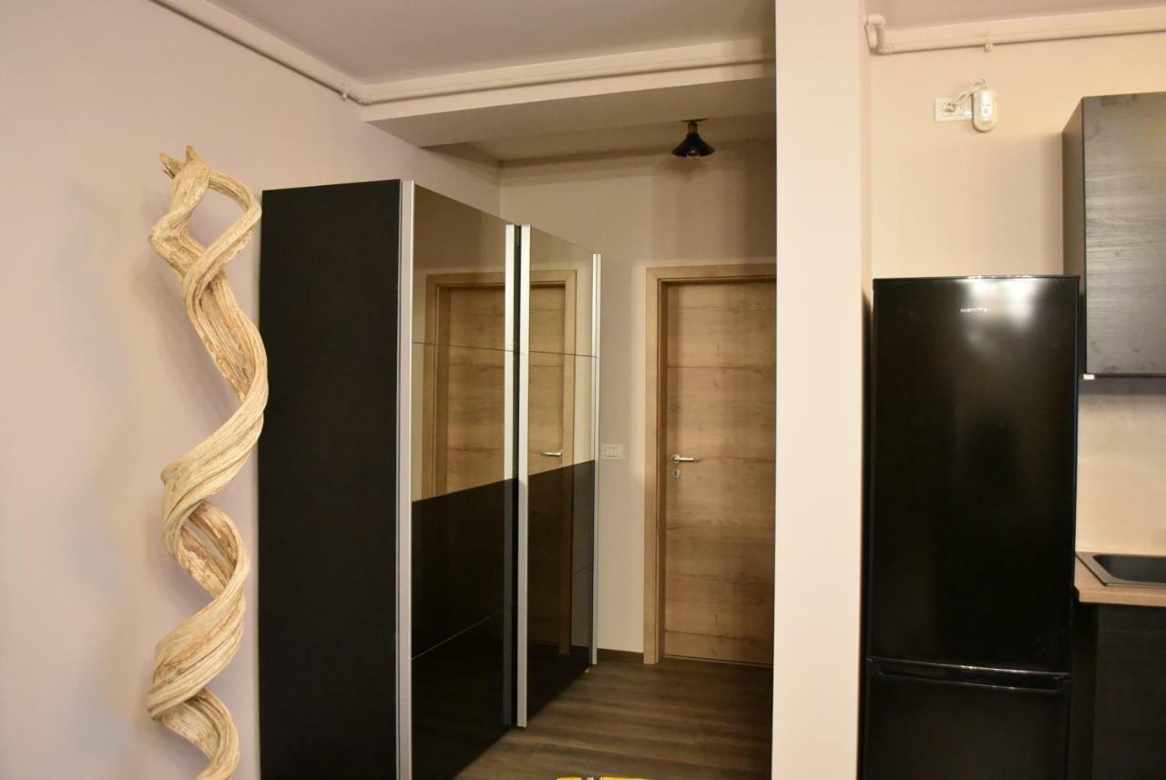 Wood Central Apartment Тимишоара Екстериор снимка