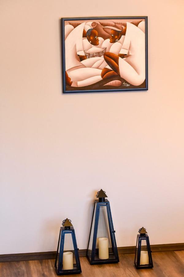 Wood Central Apartment Тимишоара Екстериор снимка